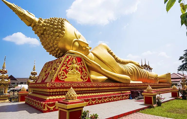 Vientiane & Luang Prabang Vientiane & Luang Prabang